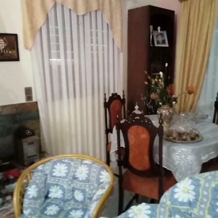 Mario's Country House Close To Sea / Near To Chalkida Casa de Férias *