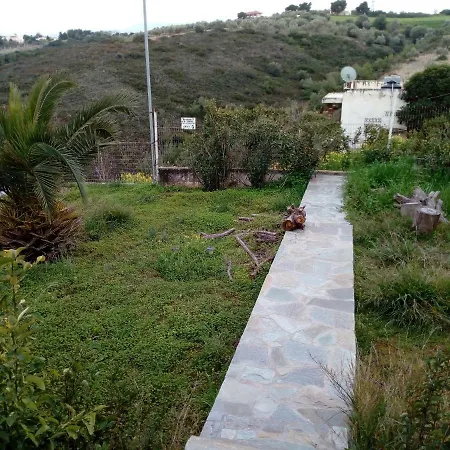 Mario's Country House Close To Sea / Near To Chalkida Casa de Férias *