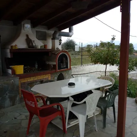 Mario's Country House Close To Sea / Near To Chalkida Paralia Avlidhos